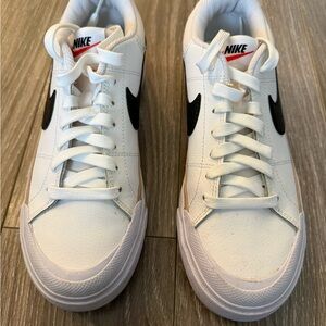 Nike White and Black Women’s Sneakers